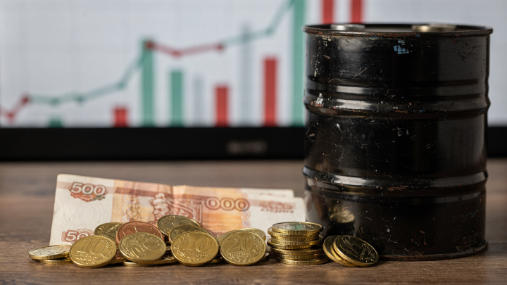 Рубль и нефть: сценарии курса на ближайший квартал и риски для частных инвесторов